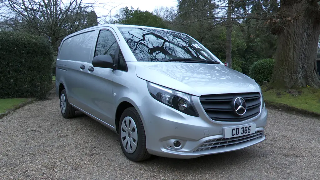 Mercedes-Benz Vito Tourer L2 Diesel RWD 114 CDI PRO 9-Seater 9G-Tronic