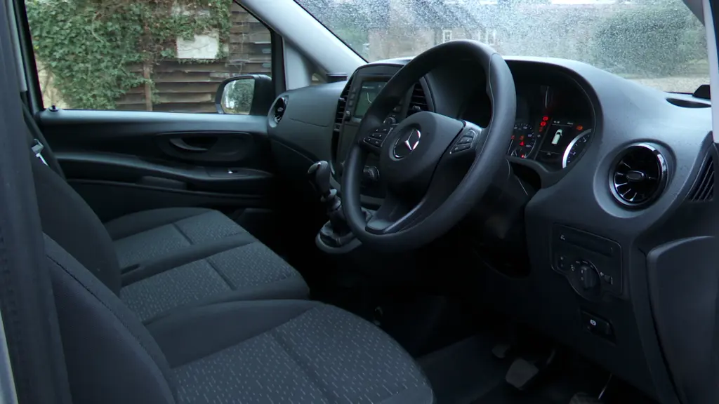 Mercedes-Benz Vito Tourer L2 Diesel RWD 114 CDI PRO 9-Seater 9G-Tronic