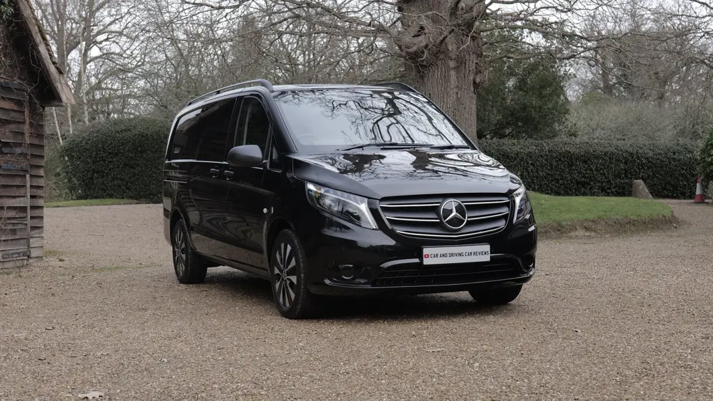 Mercedes-Benz Vito L2 Diesel RWD 119Cdi Select Crew Van 9G-Tronic